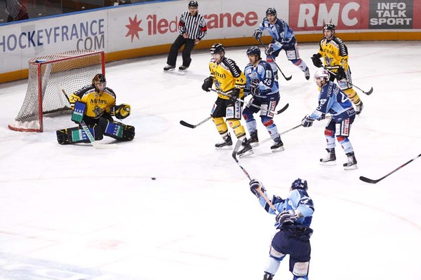 Hockey Sur Glace